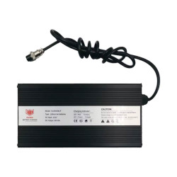 Chargeur GT Pro Charge Rapide 84V 5A (KB-18 – PhoneFrance